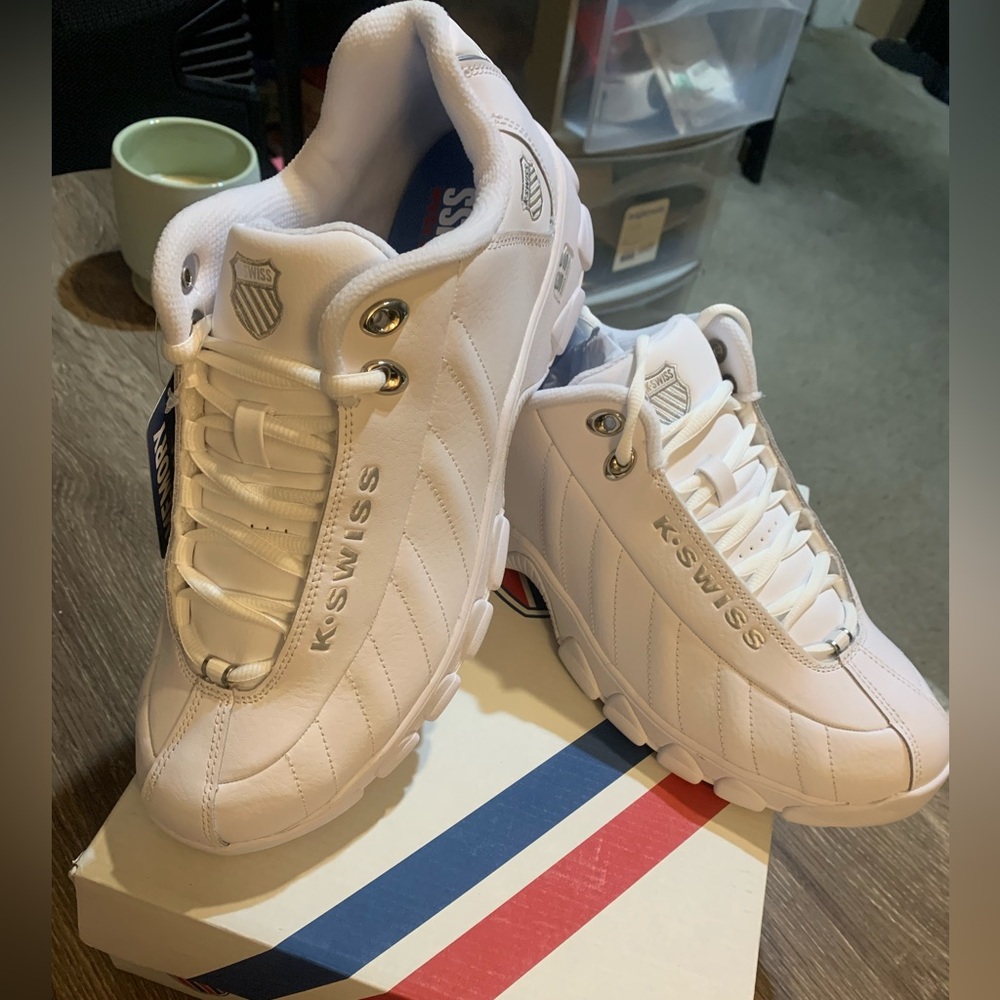 K-Swiss Men's Classic White Sneakers Size 11.5 NWT